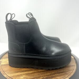 UGG Boots Womens 9 Platform Black Neumel Black Leather Chelsea Pull On